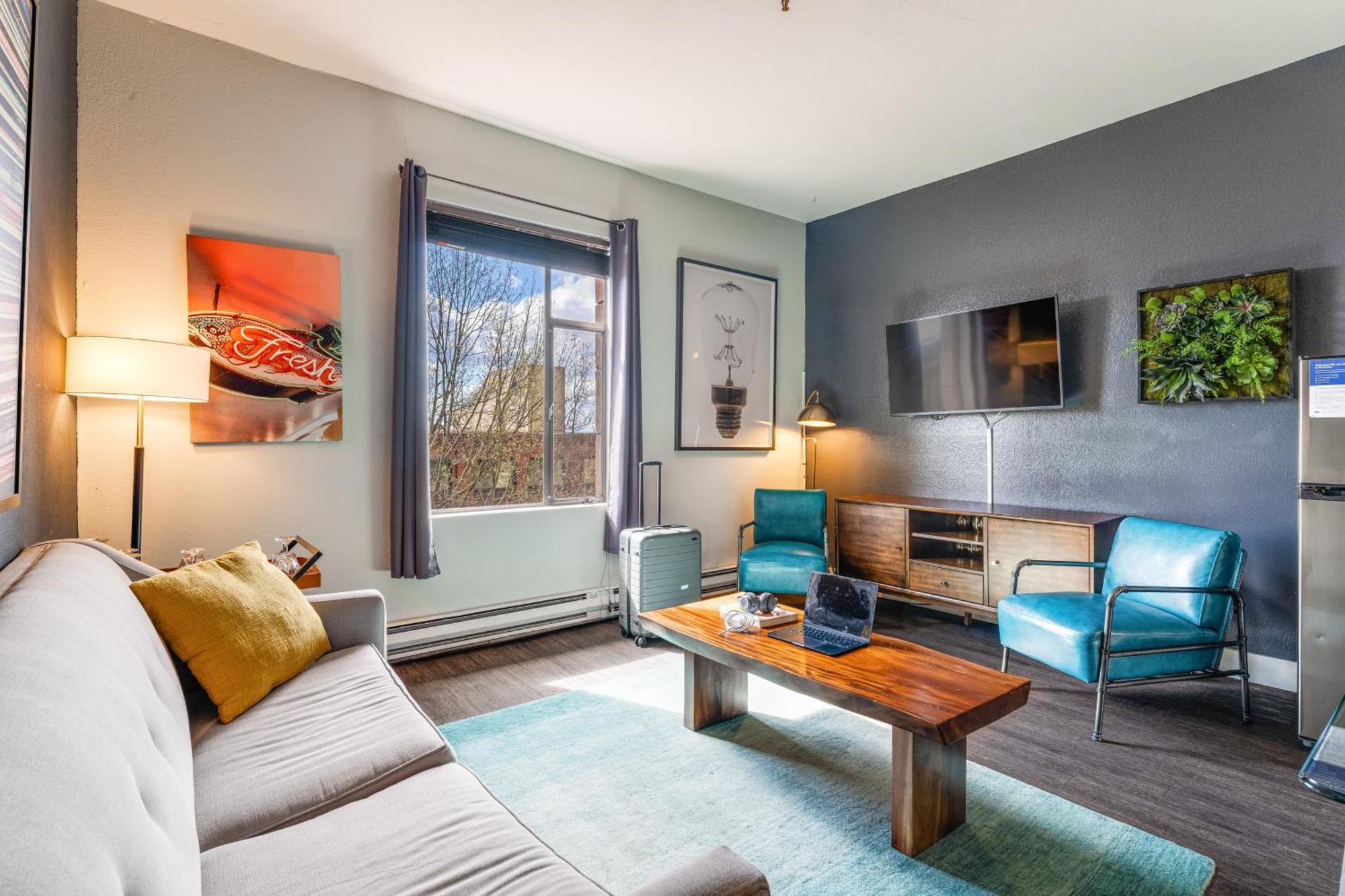 Oxford Apartment By At Mine Hospitality Сіетл Екстер'єр фото