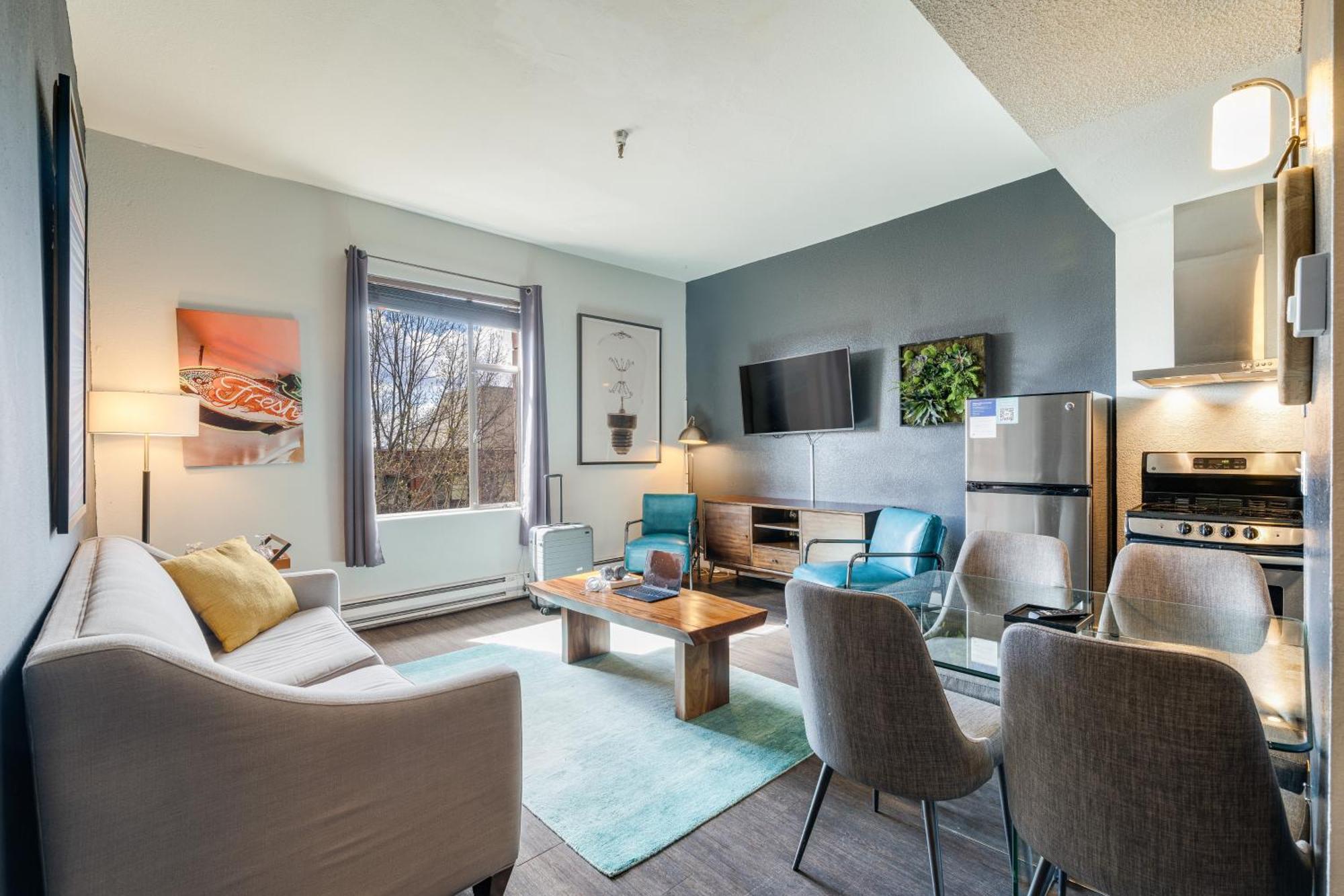 Oxford Apartment By At Mine Hospitality Сіетл Екстер'єр фото